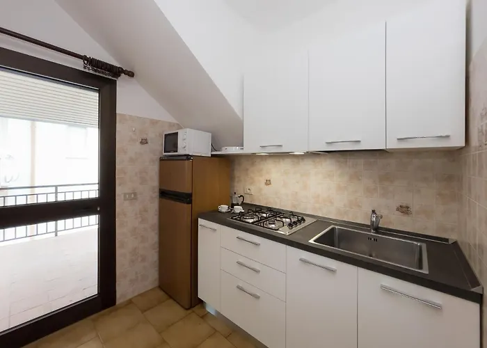 Fiore Carinzia Линьяно-Саббьядоро